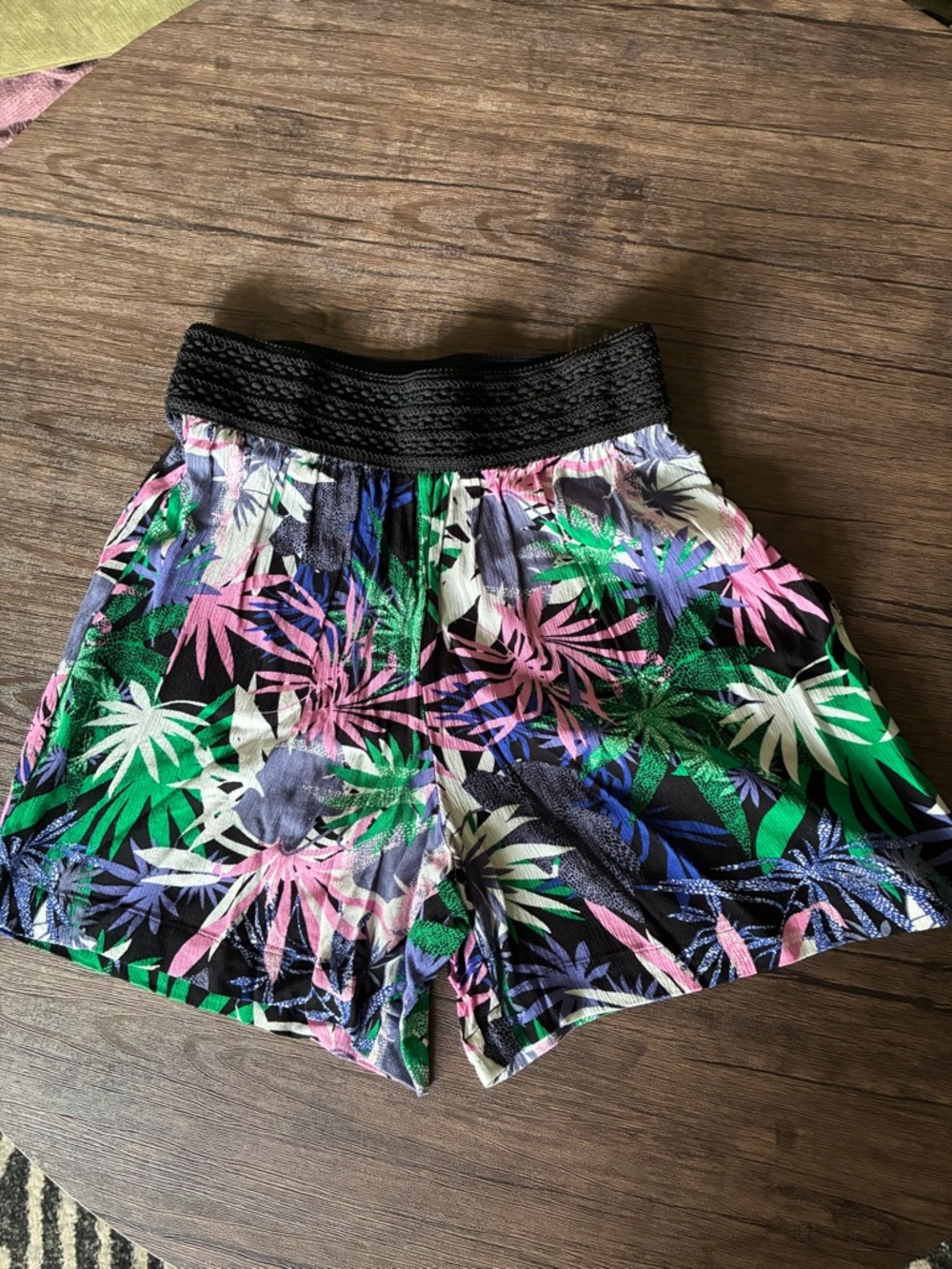 Robert Louis Black Waistband Tropical Print High-Waist Shorts